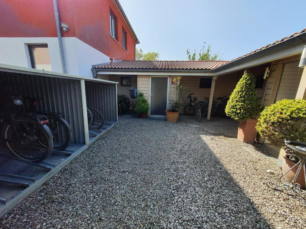 Haus Achtern Diek In Erster Reihe Am Meer Fehmarn Exterior photo
